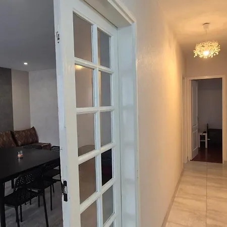 Premium 7 Single Beds For Groups 아파트 Garges-lès-Gonesse